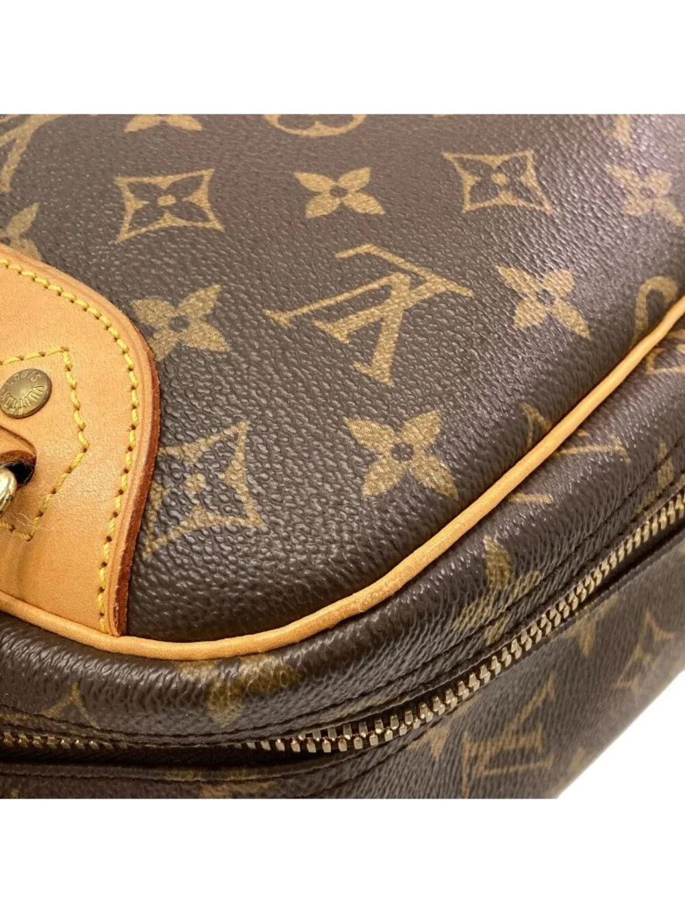 Louis Vuitton Excursion Handbag Monogram Canvas